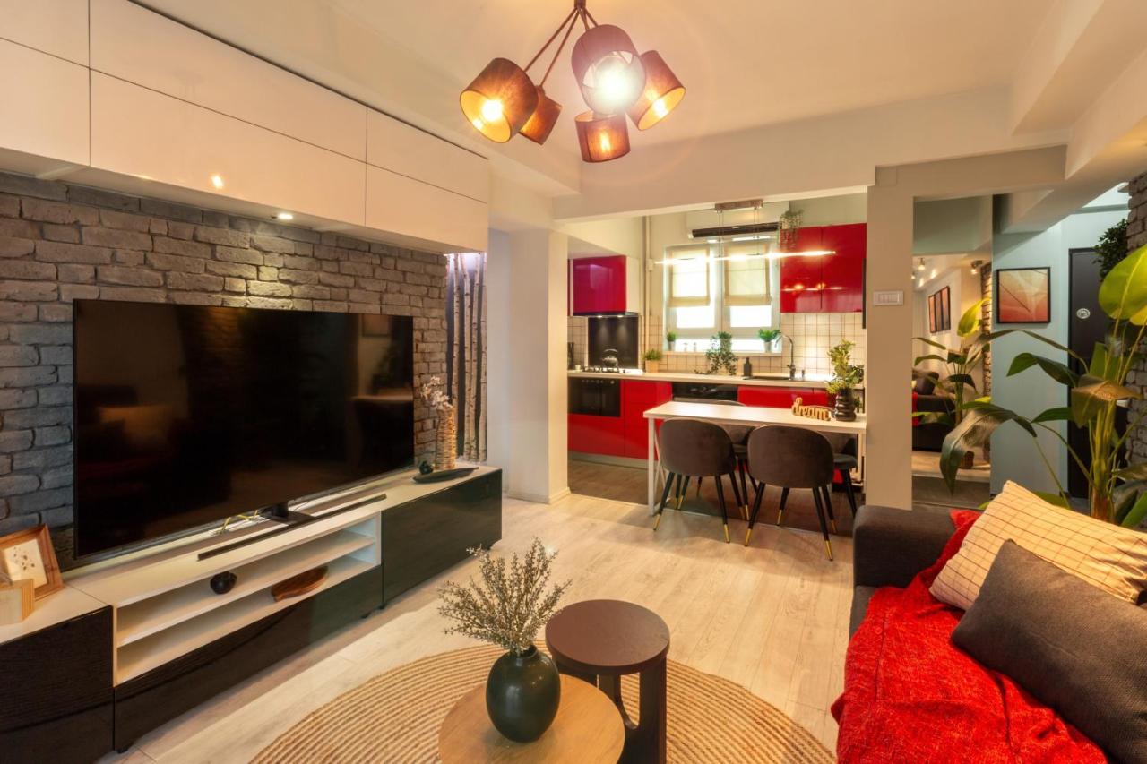 Modern 1Br Apt In The Old Town: The Perfect Choice Bükreş Dış mekan fotoğraf